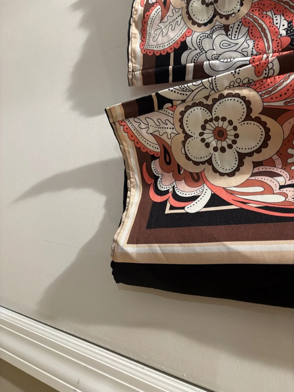 Flash sale - Wide-Leg Floral Print pant - Black and Coral w/ elastic waistband